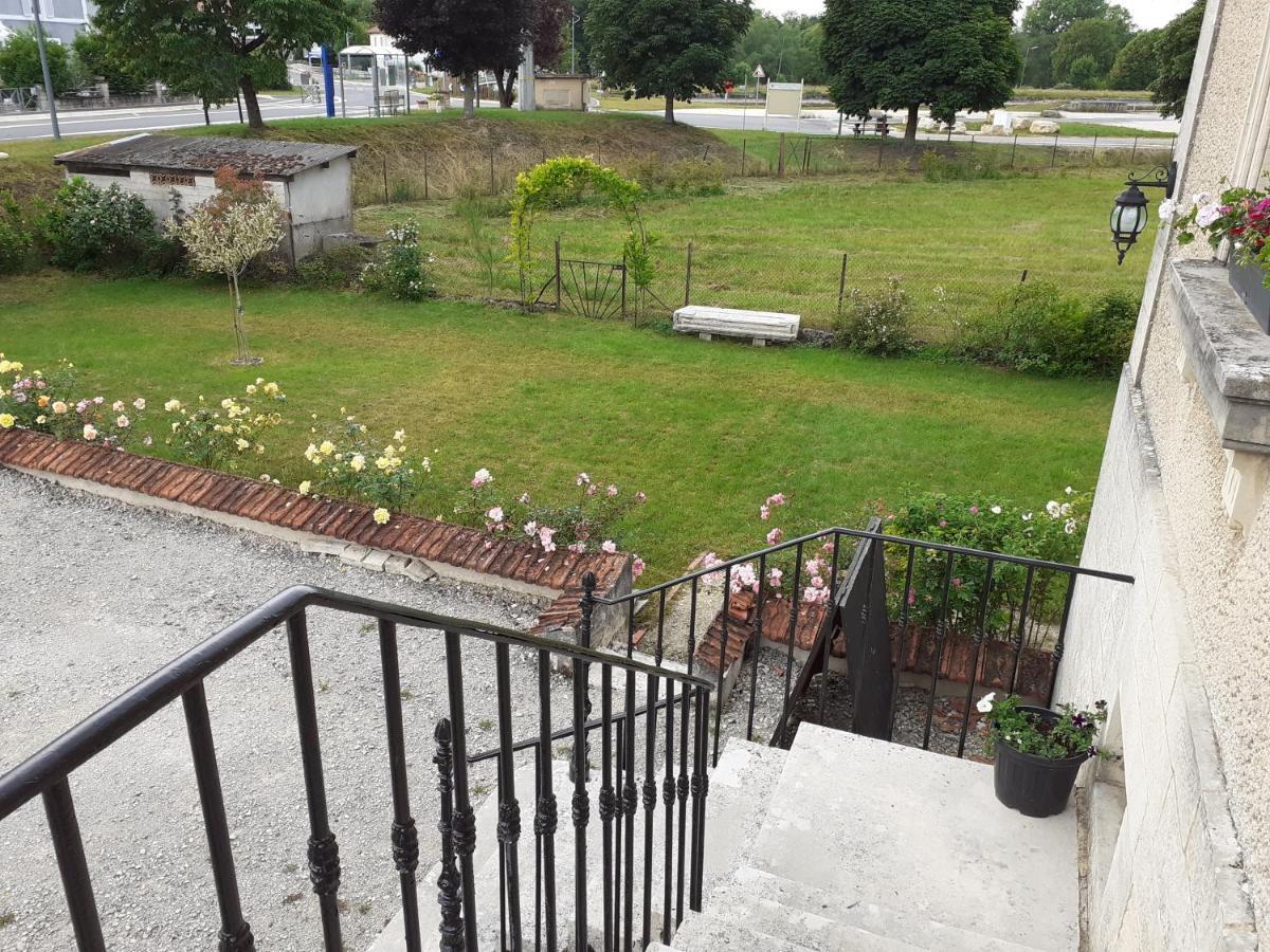 La Maison De Caro Bed & Breakfast Houdelaincourt Bagian luar foto